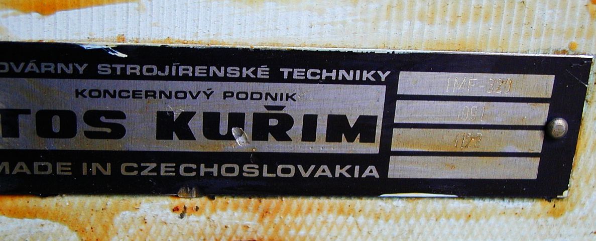 Mechanický otočný stůl s náhonem TOS